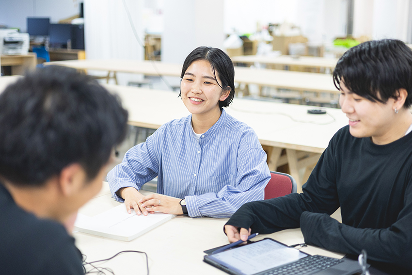 助手として、学生たちから声をかけられる機会が多い